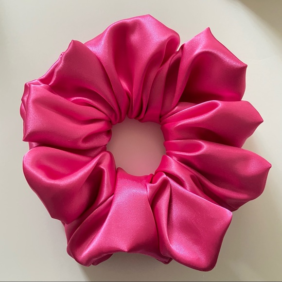 NEW XXL Scrunchie Bundle of Four - Picture 5 of 6